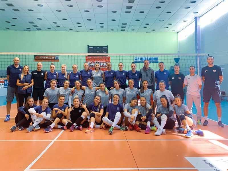 Turneu de pregătire în Bulgaria pentru echipa de volei feminin