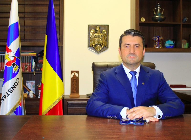 Primarul municipiului Constanța, Decebal Făgădău, a semnat contractul de finanțare pentru Școala Gimnazială nr.17, -Ion Minulescu-!