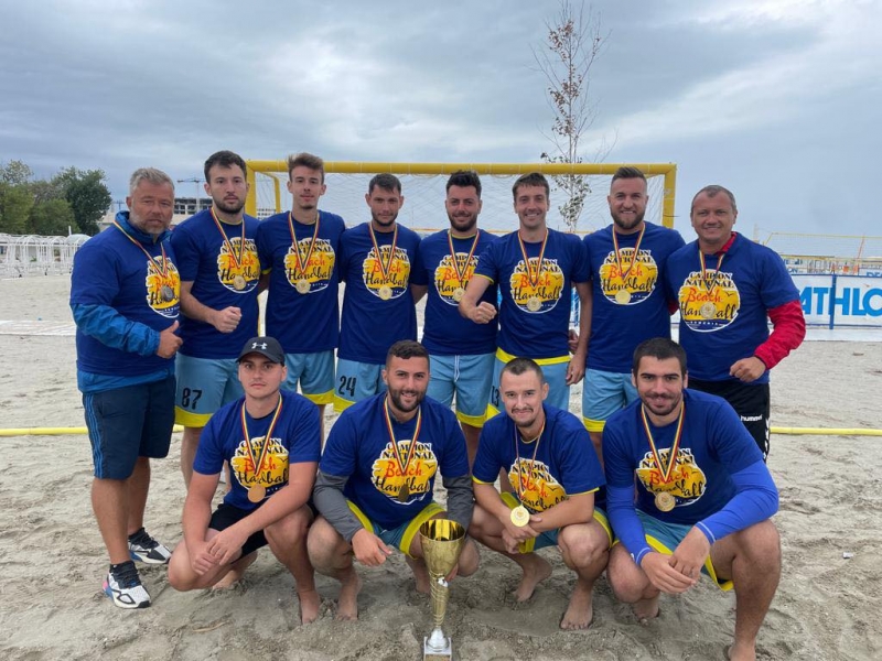 CS Medgidia a cucerit astăzi marele trofeu la Campionatul Național de Beach Handball, după ce a învins-o în ultimul act pe CS Universitatea Galați