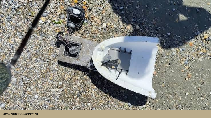 Alertă pe litoral! Un fragment de dronă, găsit pe o plajă din Olimp. Zona a fost izolată!