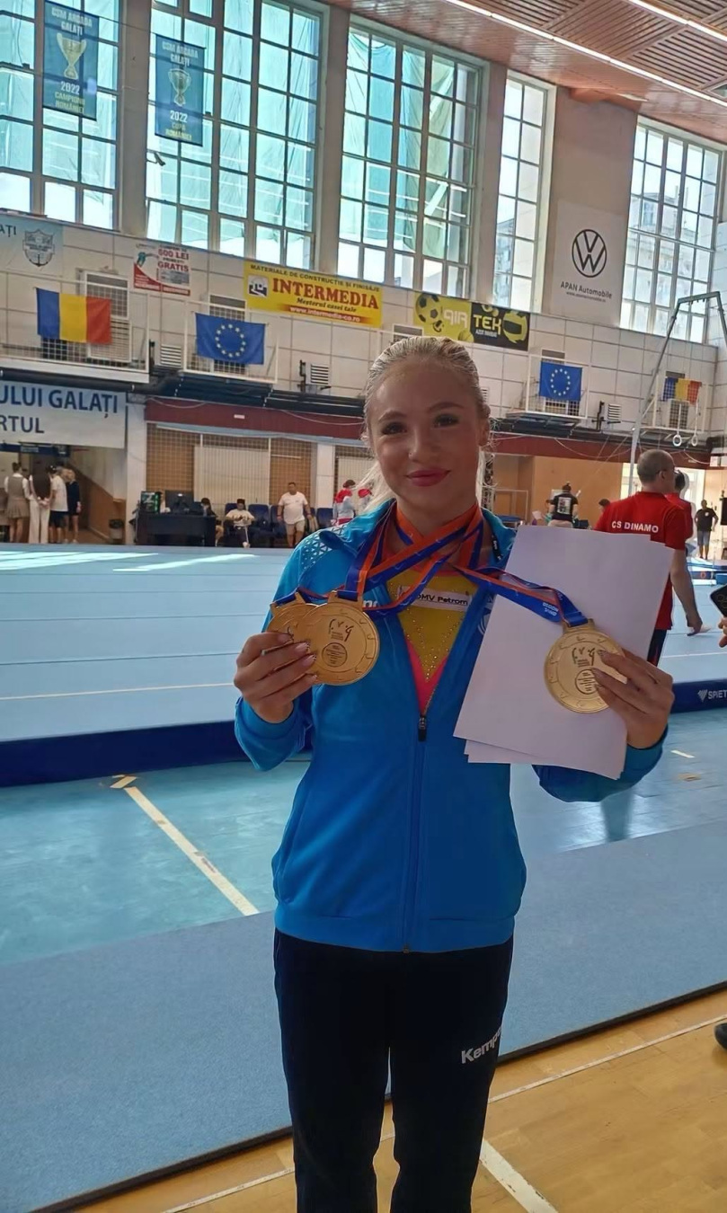 Sabrina Maneca-Voinea de la CSM Constanța a dominat finalele pe aparate de la Naționale!