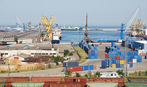 Odată cu ridicarea ceții, s-au redeschis porturile Constanța-Nord, Midia și Constanța Sud - Agigea