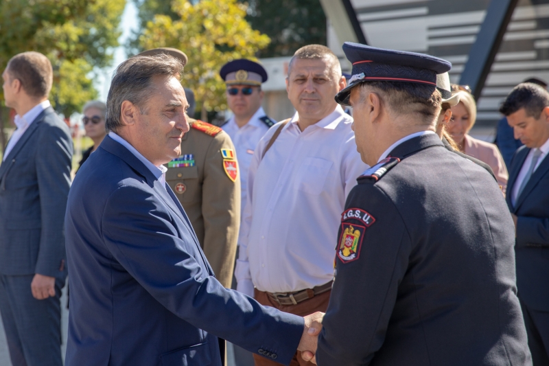 Președintele Consiliului Județean Mihai Lupu a participat la manifestarea ocazionată de sărbătoarea Zilei Pompierilor din România