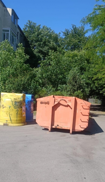 Atenție la deșeurile voluminoase! Nu le aruncați oriunde și oricum, depozitați-le gratuit la containerele speciale!