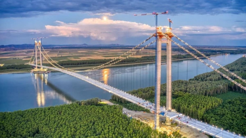 S-a inaugurat podul de peste Dunăre, „Golden Gate” de România