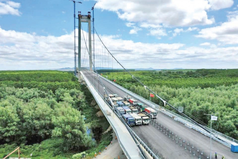 Programul de circulaţie pe Podul suspendat peste Dunăre de la Brăila