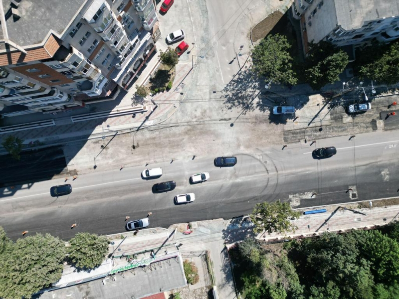 Atenție, șoferi! Miercuri se asfaltează intersecția bulevardului Alexandru Lăpușneanu cu strada Nicolae Iorga!