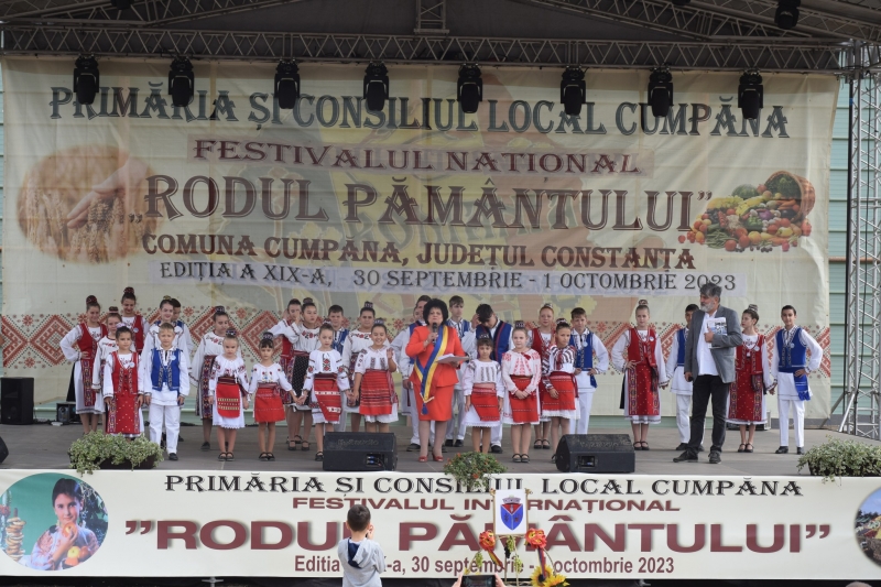 Sărbătoarea Recoltei din Cumpăna: O experiență culinara și culturală de neuitat!