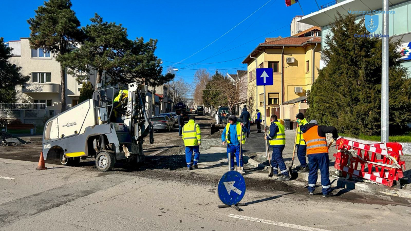 Restricții totale de trafic rutier pe strada Dumbrava Roșie pentru lucrări de asfaltare