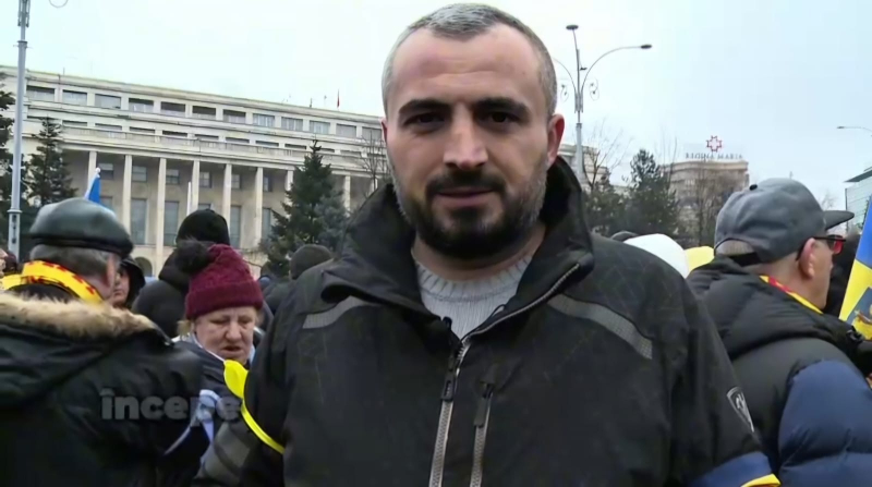 Senatorul Vlahu: „Haideți să umplem listele și să arătăm că România este a românilor, nu a sistemului corupt!”