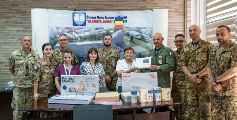 „Misiunea specială” pentru inimile mici, o lecție de umanitate a Forțelor Aeriene Italiene