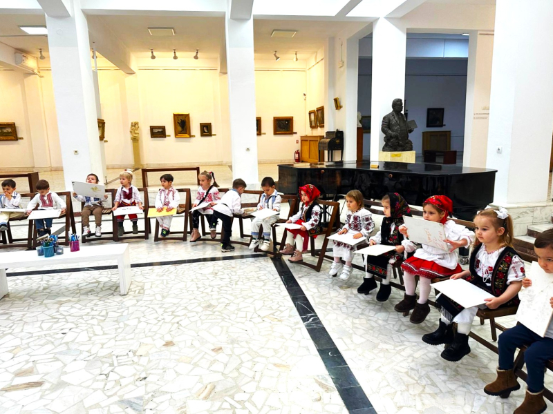 Atelier special dedicat Zilei de 1 Decembrie – Grădinița Colibri la Muzeul de Artă Constanța