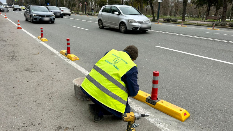 Echipele Confort Urban intervin pe tronsonul cuprins între Str. Soveja și Bd. Aurel Vlaicu, pe partea opusă parcului Tăbăcărie