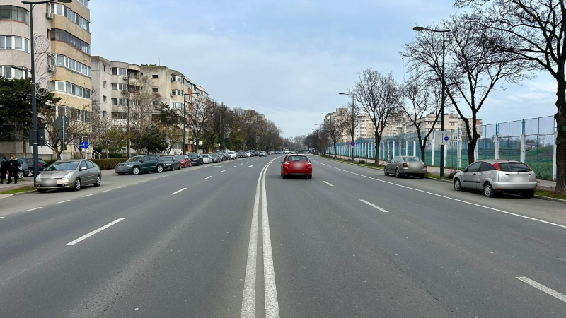 Noi benzi unice de circulație pentru transportul public vor fi amenajate pe bulevardul 1 Mai