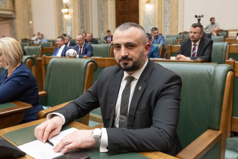 Senatorul AUR Nicolae Vlahu: „Ne repoziționăm și lansăm „Opoziția Totală. Opoziția Națională!”