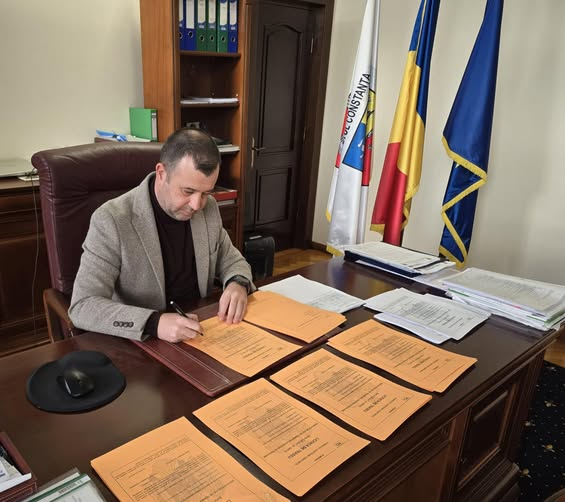 Licențele pentru noul Program de Transport Județean au fost semnate!