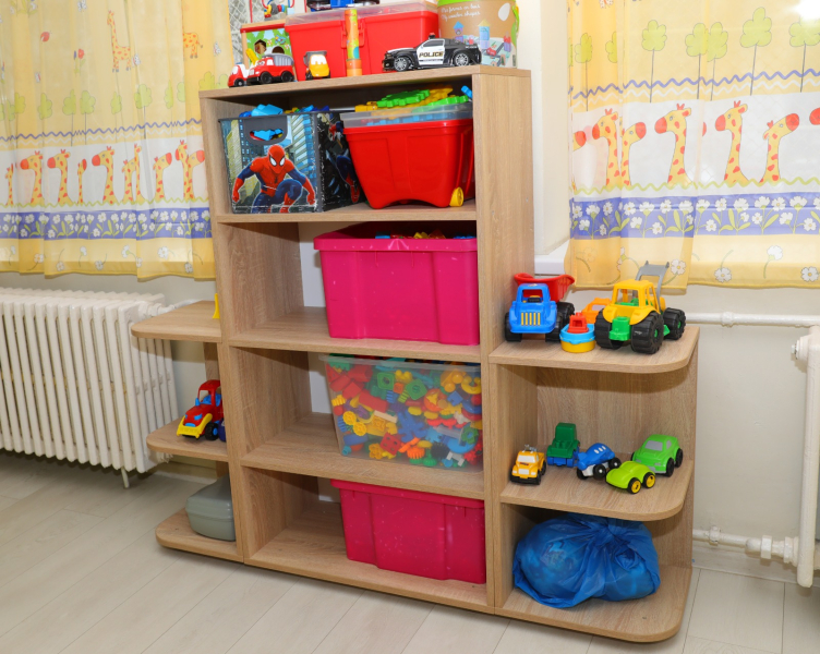 Școli mai primitoare pentru copiii noștri: a început dotarea cu mobilier în unitățile de învățământ din Constanța