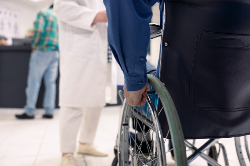 Indemnizație lunară pentru persoanele cu handicap grav cu asistent personal