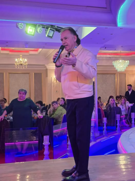 300 de doamne și domnișoare au fost sărbătorite de Organizația AUR Constanța