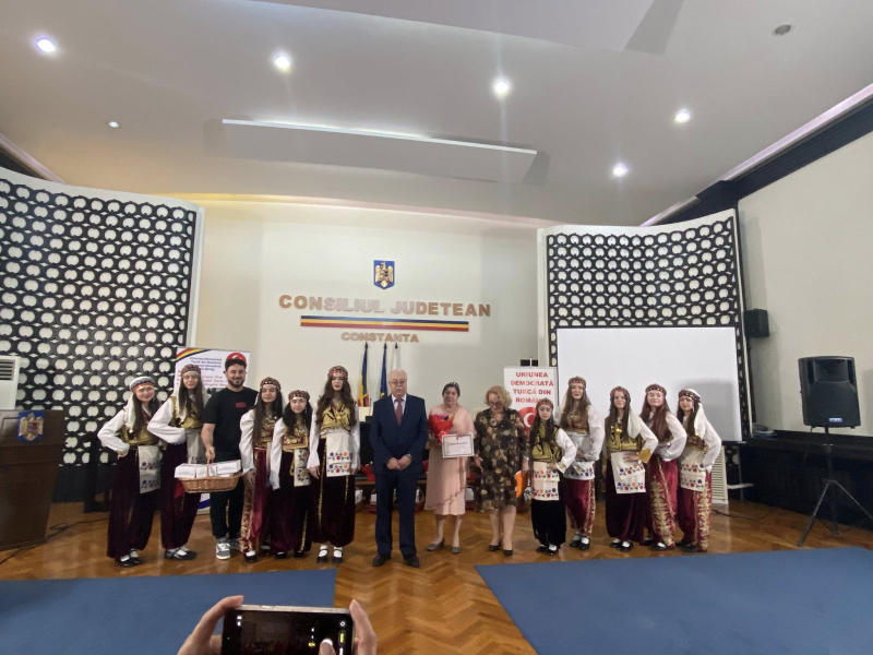 „Primăvara Comunitară” la Constanța, celebrată prin tradiții unite, în ritmuri de dans și armonie interetnică