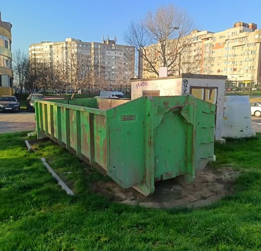 Deșeurile voluminoase au locul lor! Folosește containerul verde!