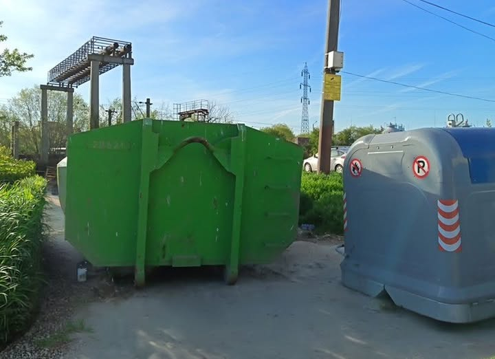 Containerul verde pentru deșeuri voluminoase, disponibil în această săptămână