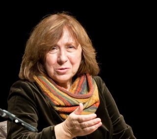 Universitatea Ovidius din Constanța acordă titlul Doctor Honoris Causa scriitoarei Svetlana Aleksievici, laureată a Premiului Nobel pentru Literatură