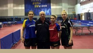 TENIS-de-MASĂ: Cu antrenor și lideră de echipă din CONSTANȚA, România a învins Olanda (3-2) și s-a calificat la turneul final al C.E.