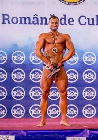 Argint pentru constănțeanul ALEXANDRU VOICU, la campionatul național-zonal de culturism!