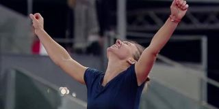 SIMONA HALEP câștigă pentru a doua oară turneul lui ION ȚIRIAC, de la Madrid !