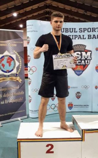 O medalie de aur, trei de argint si două de bronz obținute în Cupa României, de luptătorii secției de KickBoxing, marca CS Medgidia
