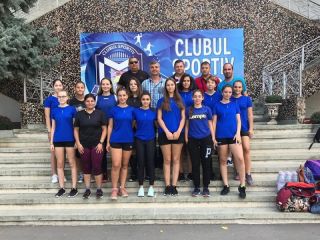 Handbal feminin: Succes junioarelor în debutul de sezon!