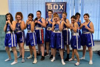10 fete... de NOTA 10 trimite in acest an Medgidia la Cupa Romaniei la Box!