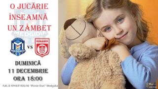Se anunță o super partidă, care are două mize importante: victoria băieților noștri și strângerea cât mai multor jucării pentru copiii nevoiași!