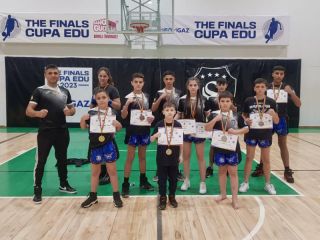 CS Medgidia a impresionat la Cupa Campionilor de Kickboxing după ce a acaparat podiumurile la probele de Kick-light și PF